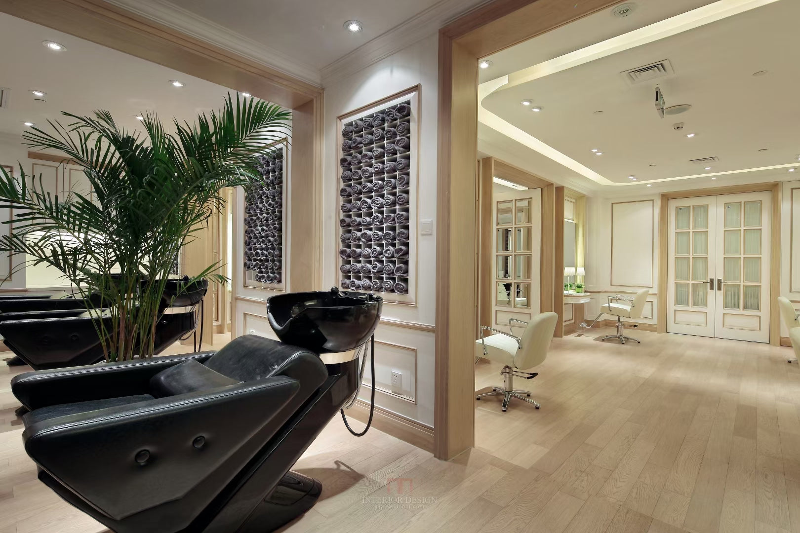 Beauty Redefined: Innovative Interior Design Ideas for Salons
