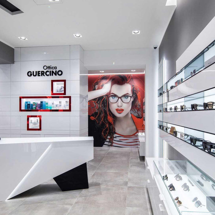 Ottica GUERCINO (FE) Italy-Optical Store - M2 Retail