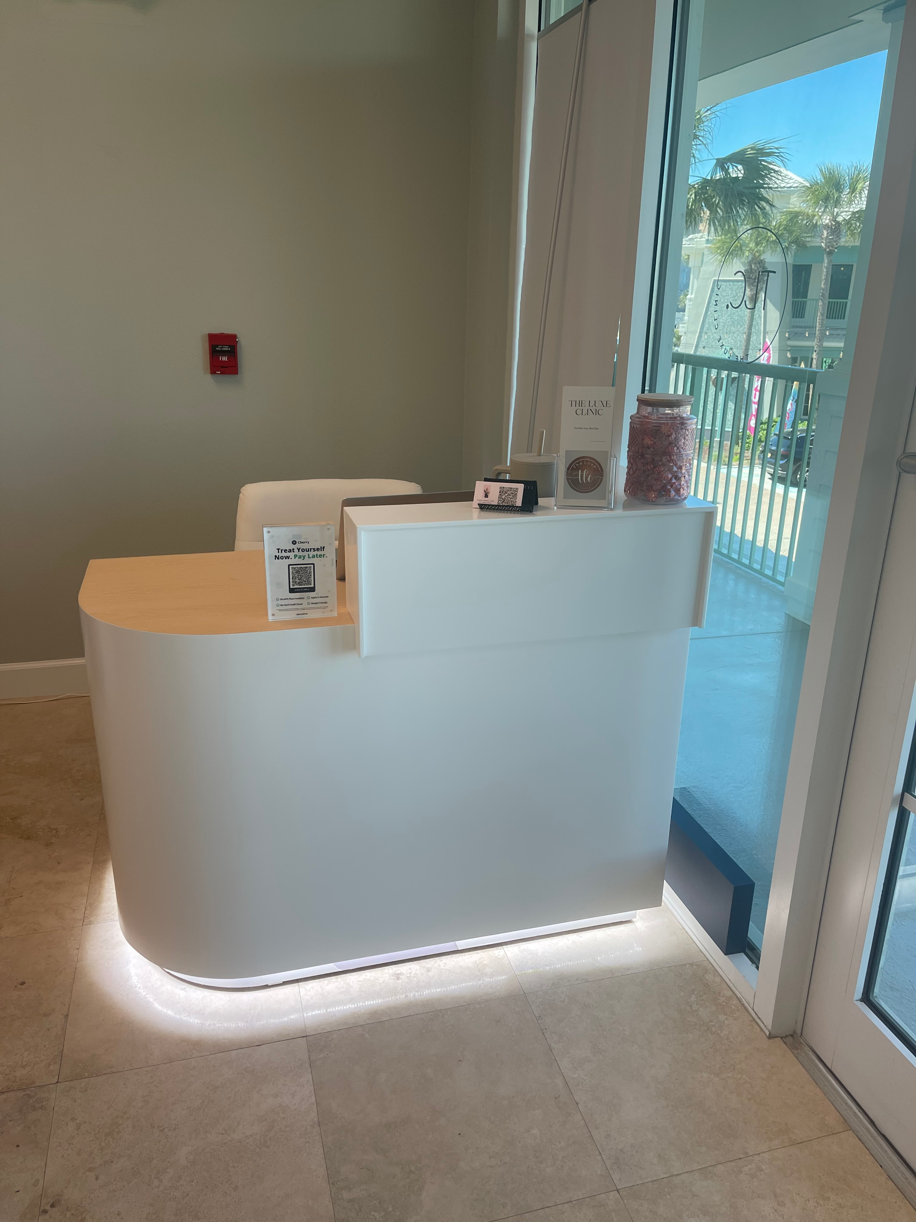 Aine Curved Reception Desk