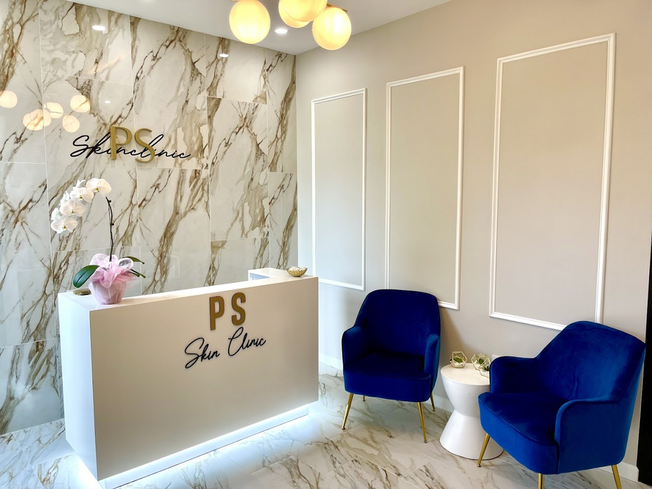 Bendis White Retail Reception Desk