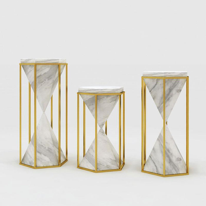 Diamond Shaped Marble Laminate Retail Display Window Shop Window Display with Gold Metal Frame